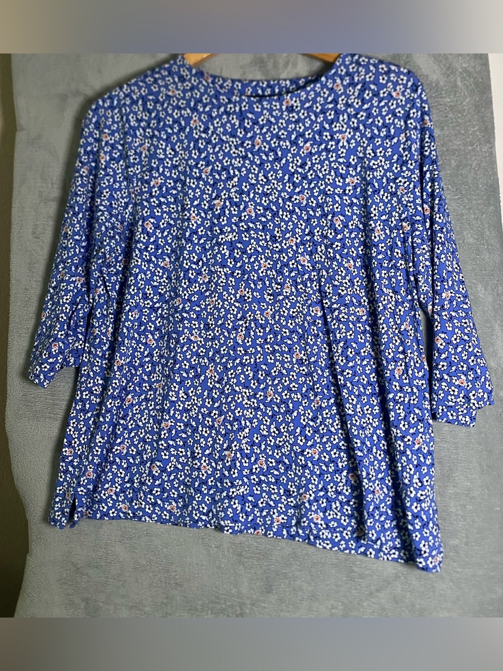 Jjill Blue Floral Scoop Neck Women's Top 3/4 Sleeve size large